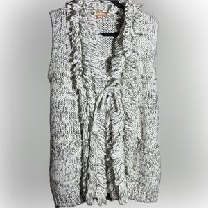 Ellen Tracy Shaggy Knit Sleeveless Cardigan